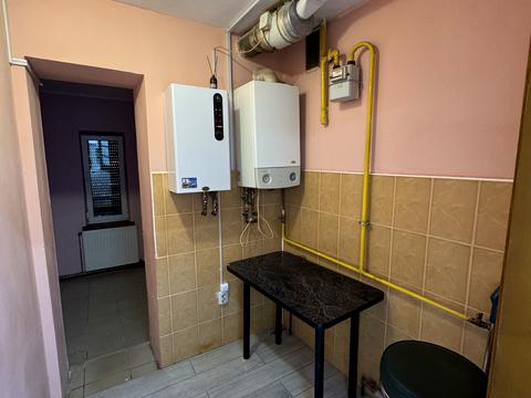 комерційна за адресою Дністровська вул., 63