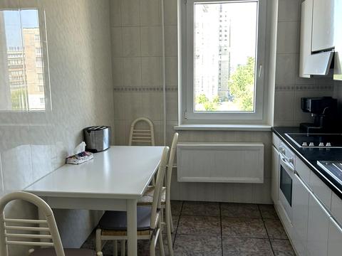квартира за адресою Дніпровська набережна вул., 13