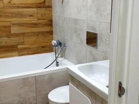 квартира за адресою Практична вул., 1