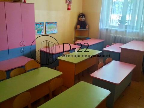 комерційна за адресою Миколи Міхновського бульв. (Дружби народів), 13