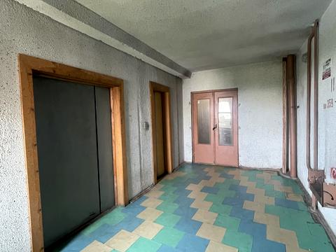 квартира за адресою Ревуцького вул., 13