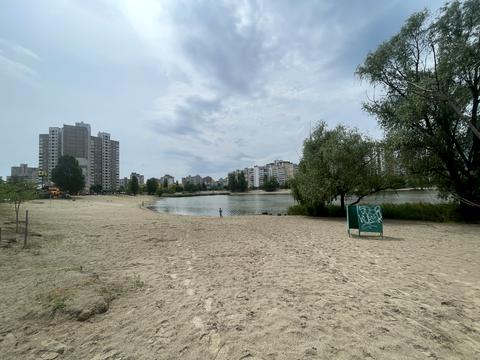 квартира за адресою Ревуцького вул., 13