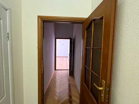 коммерческая по адресу Кловский спуск, 4