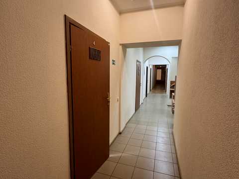 коммерческая по адресу Кловский спуск, 4