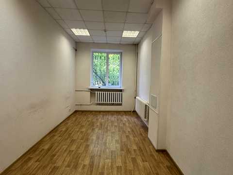 коммерческая по адресу Кловский спуск, 4