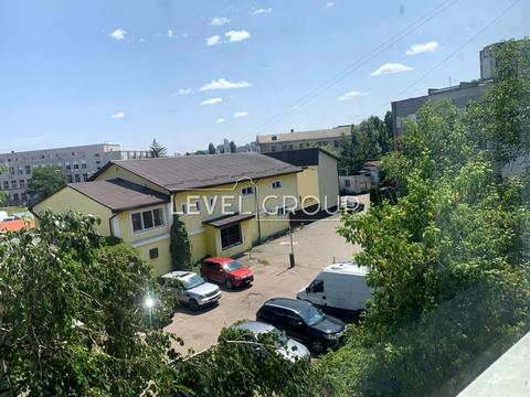 комерційна за адресою Кирилівська вул. (Фрунзе), 160