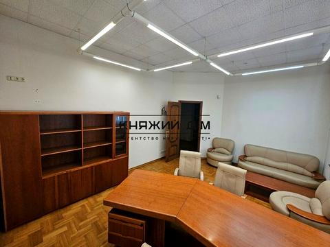 комерційна за адресою Генерала Генадія Воробйова вул. (Курська), 3