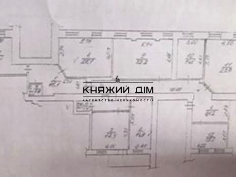 комерційна за адресою Генерала Генадія Воробйова вул. (Курська), 3