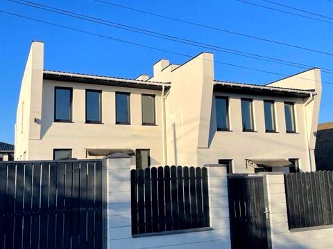 будинок за адресою Травнева