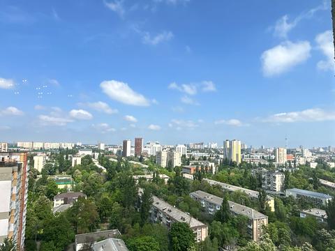 квартира за адресою Любомира Гузара просп. (Космонавта Комарова), 26