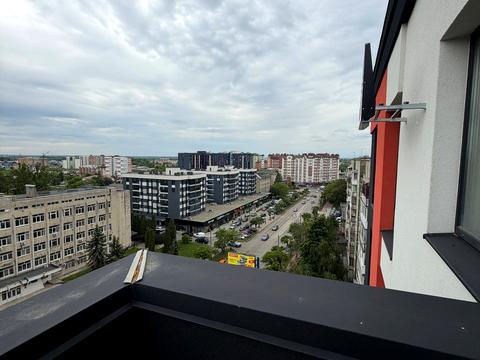 квартира за адресою Степана Бандери вул., (Будинок)