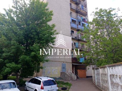 комерційна за адресою Рибальська вул., 11