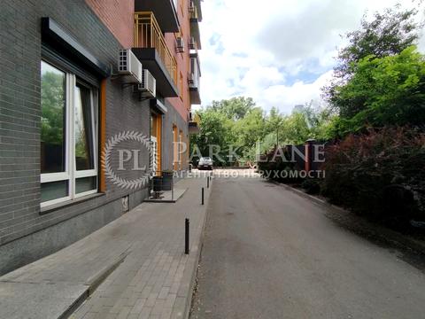 комерційна за адресою Ямська вул., 52