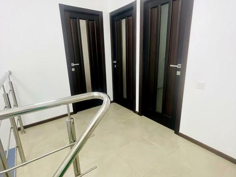 дом по адресу Центральна