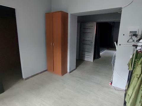комерційна за адресою Громадянська вул., 4