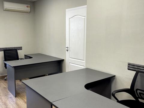 комерційна за адресою В'ячеслава Чорновола вул., 20