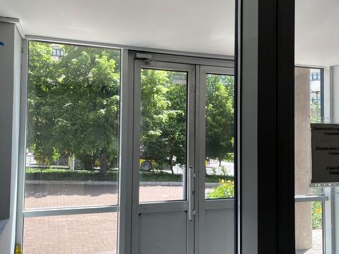 комерційна за адресою В'ячеслава Чорновола вул., 20