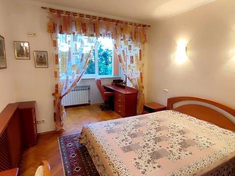 квартира за адресою Генерала Алмазова вул. (Кутузова), 6
