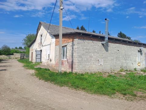комерційна за адресою Польова, 1