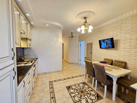 квартира за адресою Володимира Івасюка вул., 7