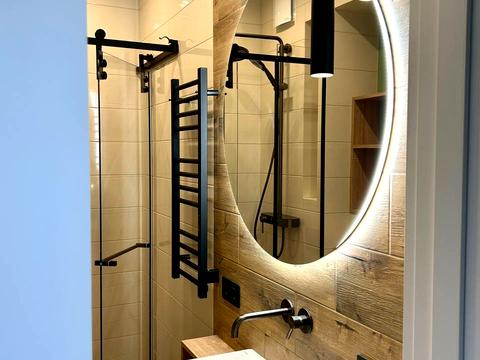 квартира за адресою Салютна вул., (Будинок 02301-02303)