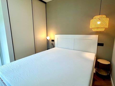 квартира за адресою Салютна вул., (Будинок 02301-02303)