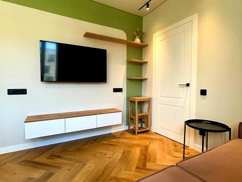 квартира за адресою Салютна вул., (Будинок 02301-02303)