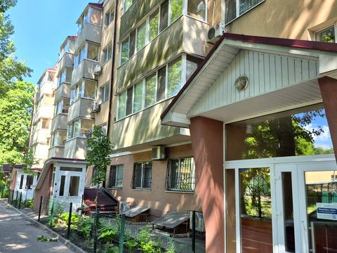 комерційна за адресою Дніпро, Квартальна вулиц вул. (Гладкова), 13