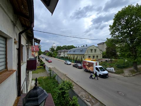 квартира за адресою Грушевського вул., 4