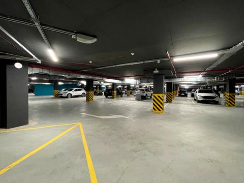 паркоместо по адресу Юлиана Пелеша ул., 3, к1