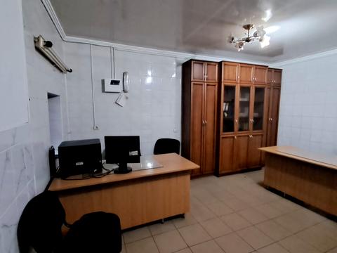 комерційна за адресою Федора Полєтаєва вул., 12-А