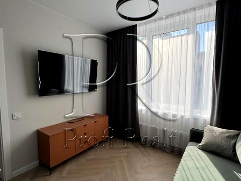 квартира за адресою Олександра Олеся вул., 17-А