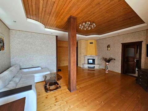 квартира за адресою Корятовича пл., 2
