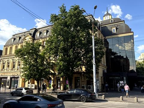коммерческая по адресу Баррикадная ул., 1
