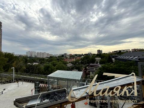 коммерческая по адресу Андрея Верхогляда ул. (Михайла Драгомирова), (7 черга (будинок 3))
