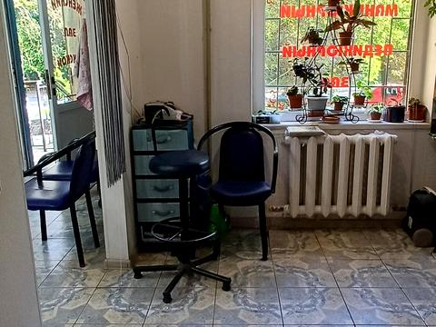 комерційна за адресою Ярослава Баїса вул. (Володимира Висоцького), 11