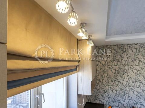 квартира по адресу Софии Русовой ул., 5