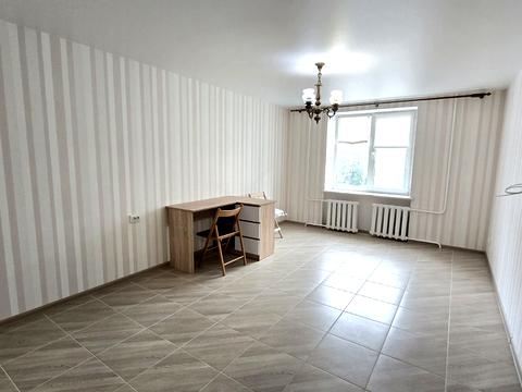 квартира за адресою Євгена Чикаленка вул., 76а