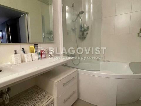 квартира за адресою Дмитрівська вул., 56-Б