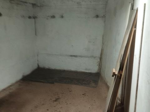 комерційна за адресою Дмитра Іванова вул., 63а