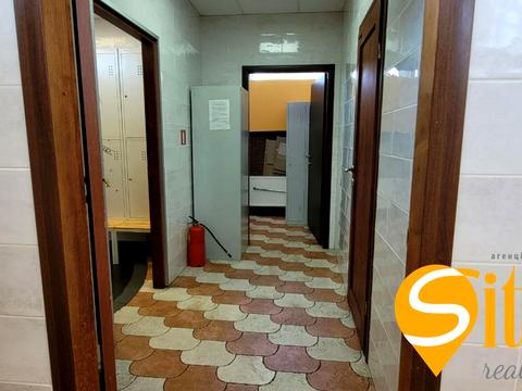 комерційна за адресою Броварський просп., 29А