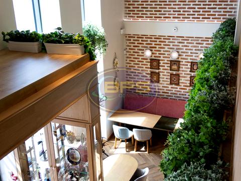 комерційна за адресою Євгена Чикаленка вул., 68г