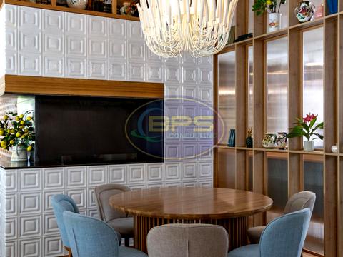 комерційна за адресою Євгена Чикаленка вул., 68г
