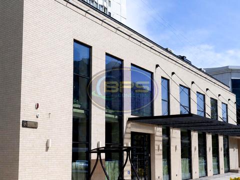 комерційна за адресою Євгена Чикаленка вул., 68г