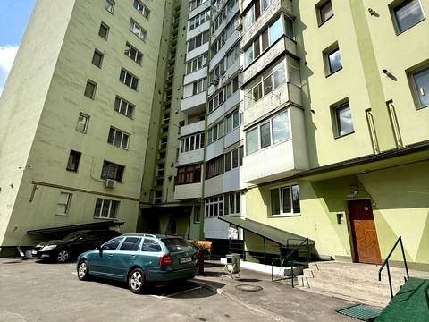 квартира за адресою Учительська вул., 10