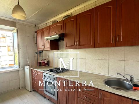 квартира за адресою Ореста Левицького вул. (Академіка Курчатова), 11/32