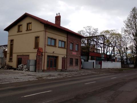 комерційна за адресою Кукурудзяна, 4