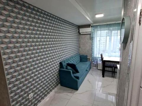 квартира за адресою Шкільна вул. (Героїв Сталінграда), 8