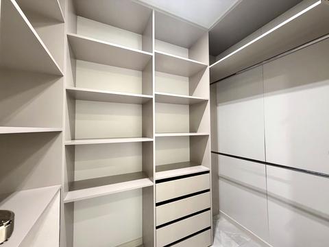 квартира за адресою Келецька вул., 142