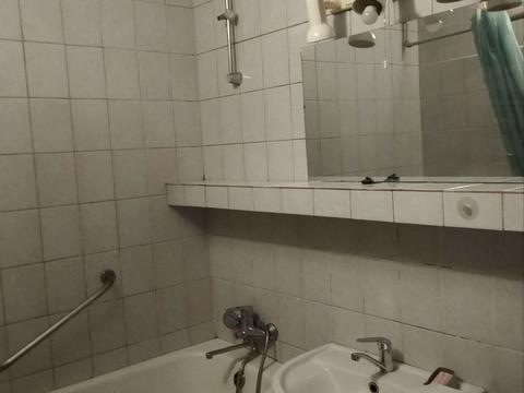 квартира за адресою Грушевського вул. (Цюрупи), 5